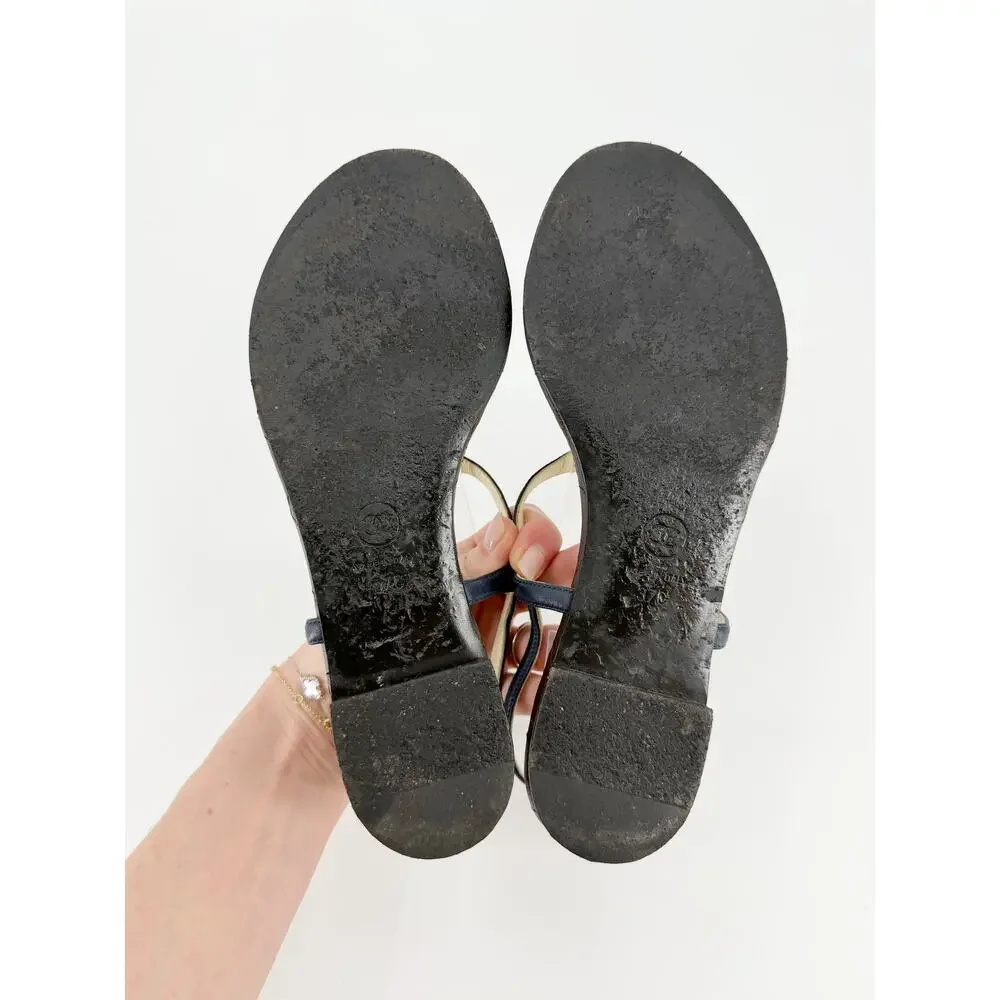 Chanel Paris Dallas Quilted Leather CC Star T Strap Flat Sandals Black Shoes 37
